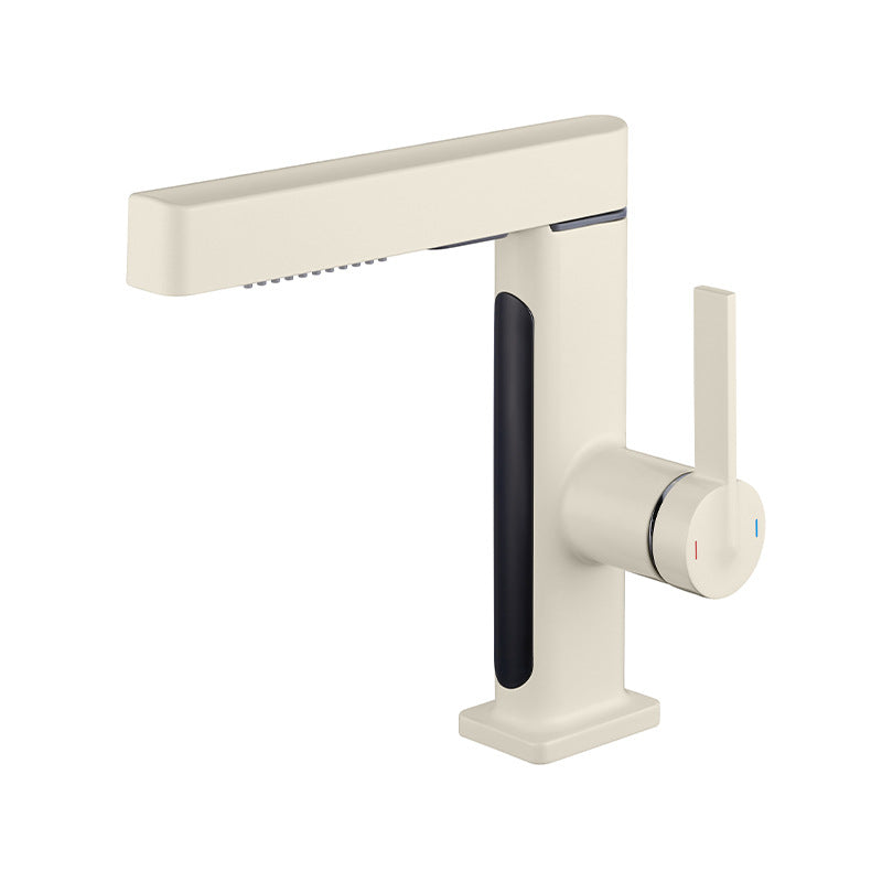 Alyra Single-Hole Pull-Out Faucet With Temperature Readout