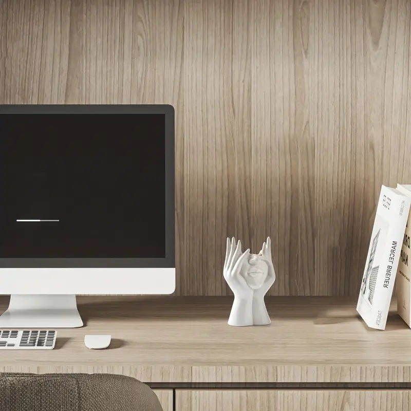 Liora | Distinctive Modern Ceramic Vases