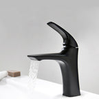 Brass Single-Lever Bathroom Faucet for One-Hole Sinks