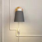 Plug-In Rotating Reading Light