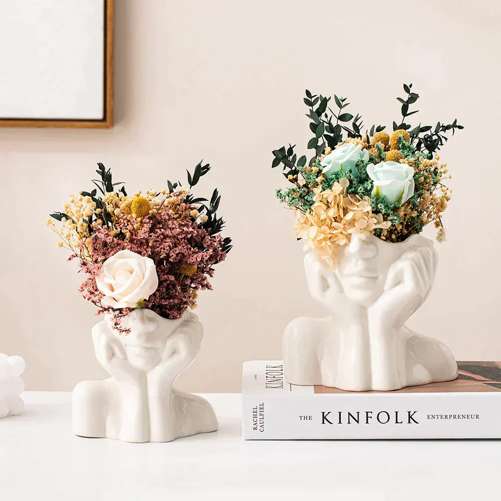 Liora | Distinctive Modern Ceramic Vases