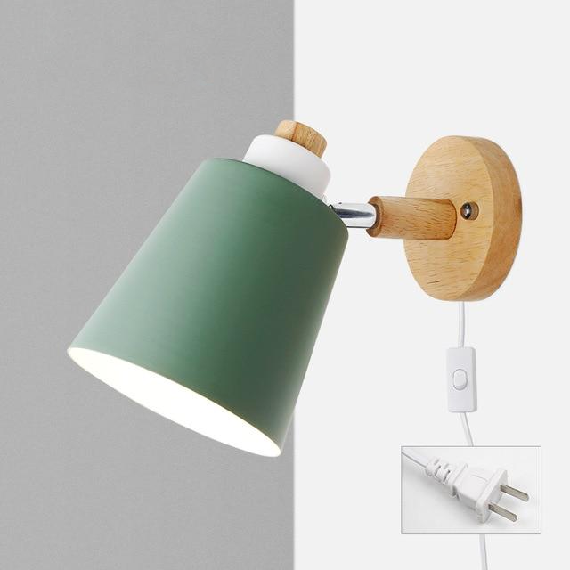 Plug-In Rotating Reading Light